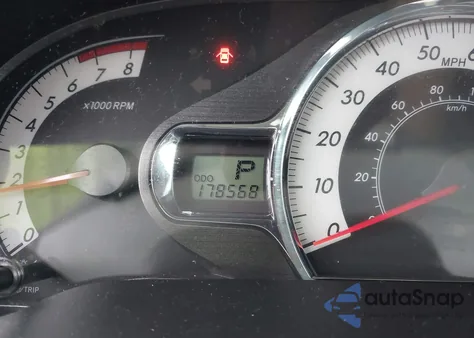 2014 Toyota Sienna Se 8 Passenger from USA, damaged, VIN 5TDXK3DCXES460558